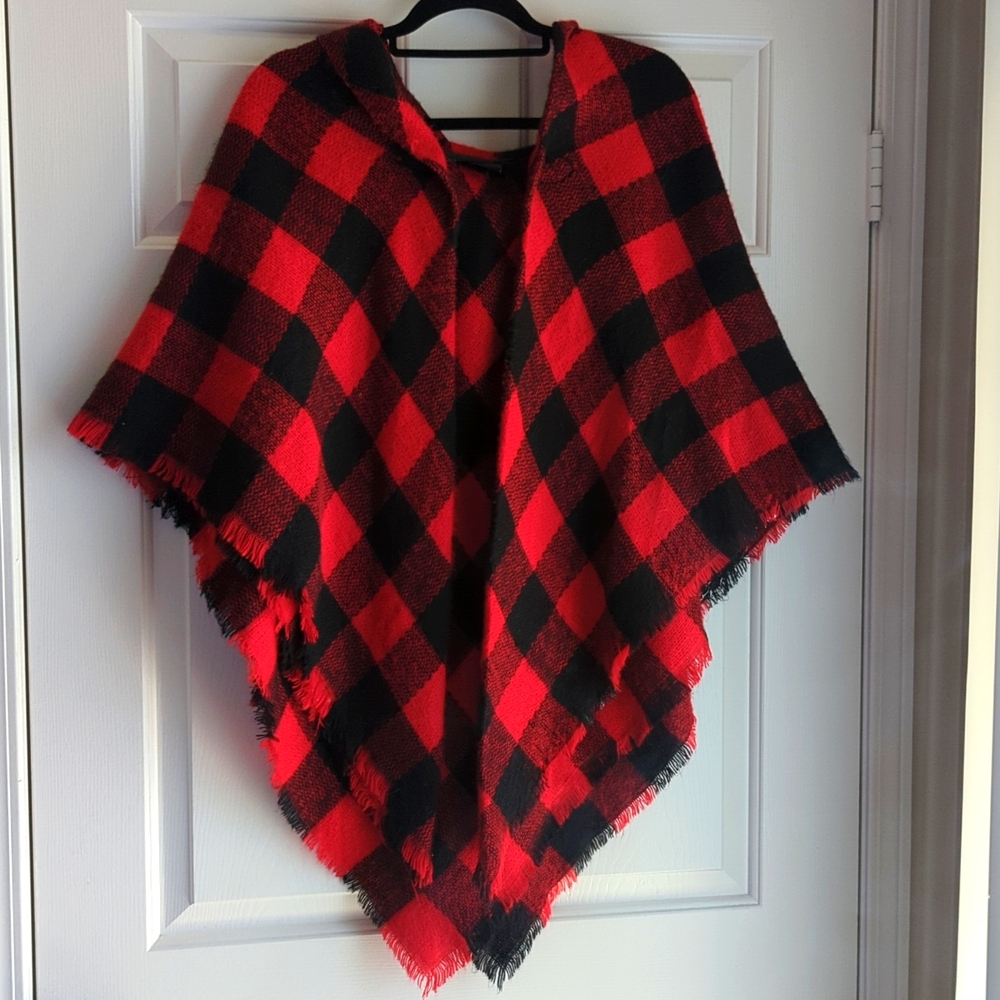 3/$15 - West Loop Women's OS Red and Black Plaid Cozy Wrap